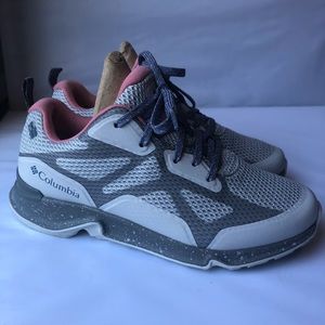 Columbia hiking sneakers